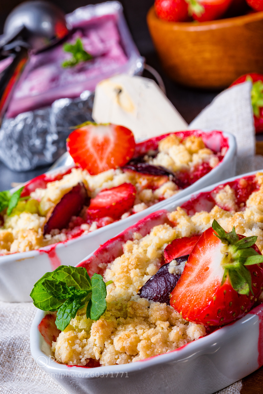 Nikon D810 sample photo. Strawberry tart with vanilla photography