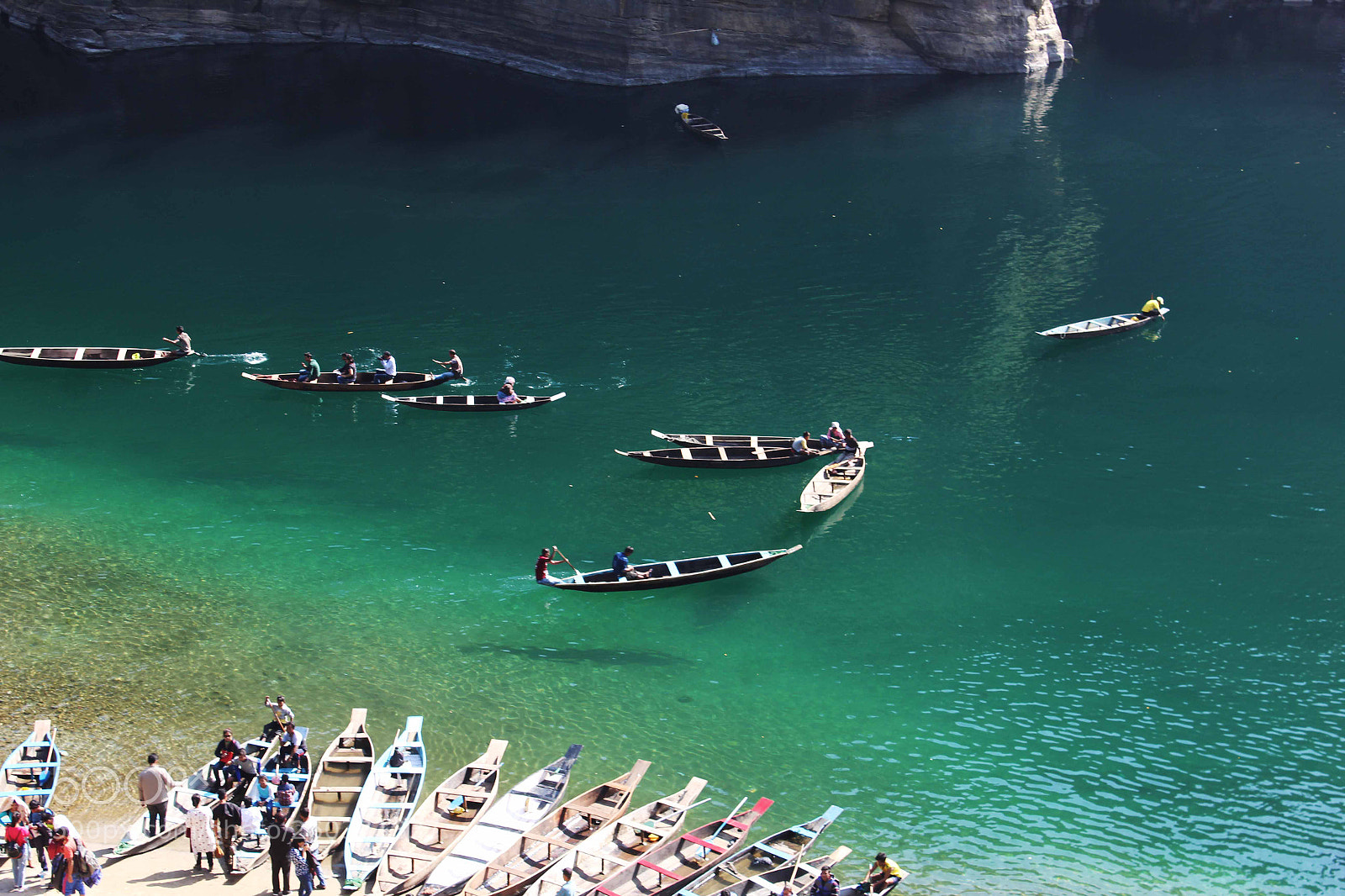 Canon EOS 1200D (EOS Rebel T5 / EOS Kiss X70 / EOS Hi) sample photo. Dwaki india's transparent river photography