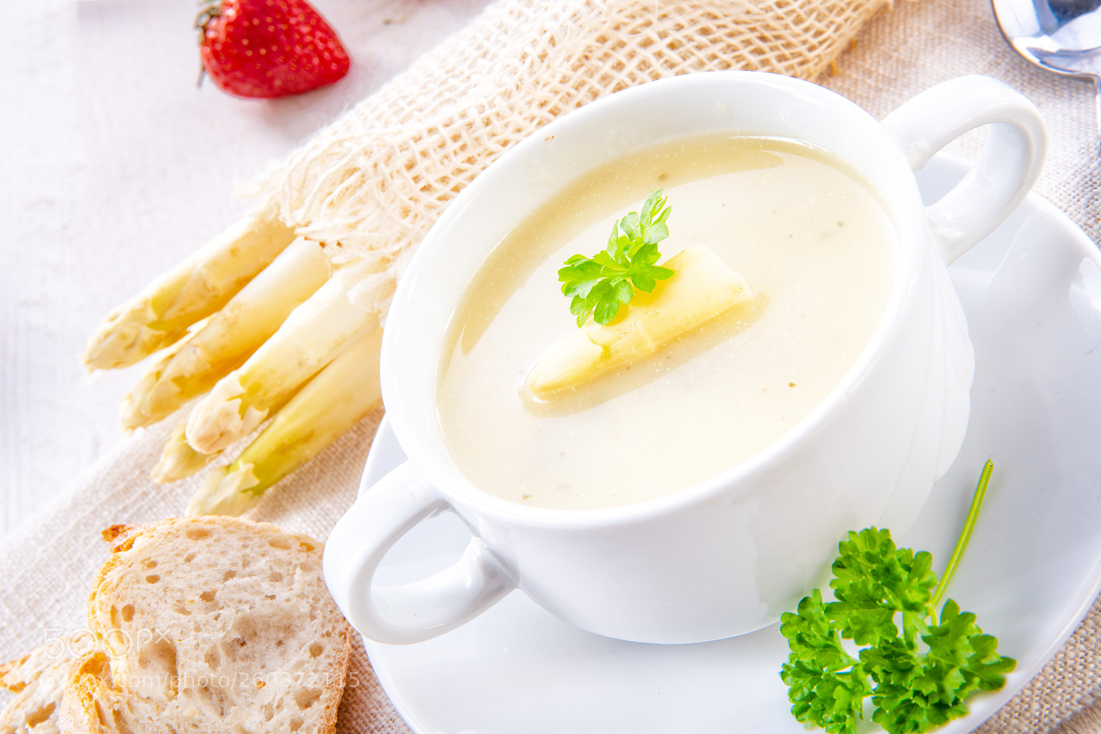 Nikon D810 sample photo. Asparagus cream soup with photography