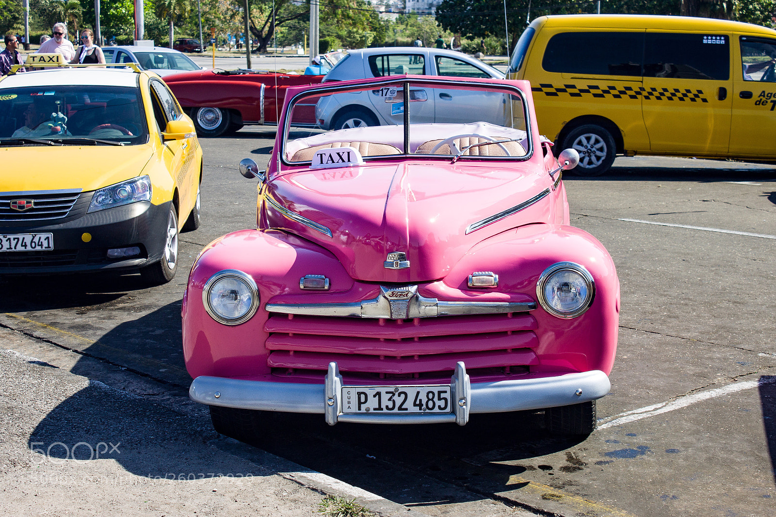 Canon EOS 500D (EOS Rebel T1i / EOS Kiss X3) sample photo. Oldtimer car havanna 2018 photography