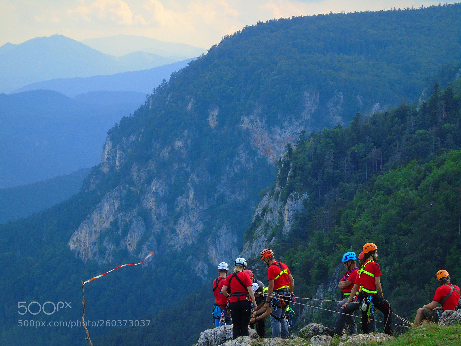 Sony Cyber-shot DSC-H400 sample photo. Preparations of mountaineers photography
