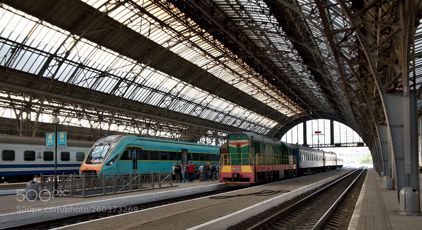 Canon EOS 70D sample photo. Lviv-holovnyi station, ukraine photography
