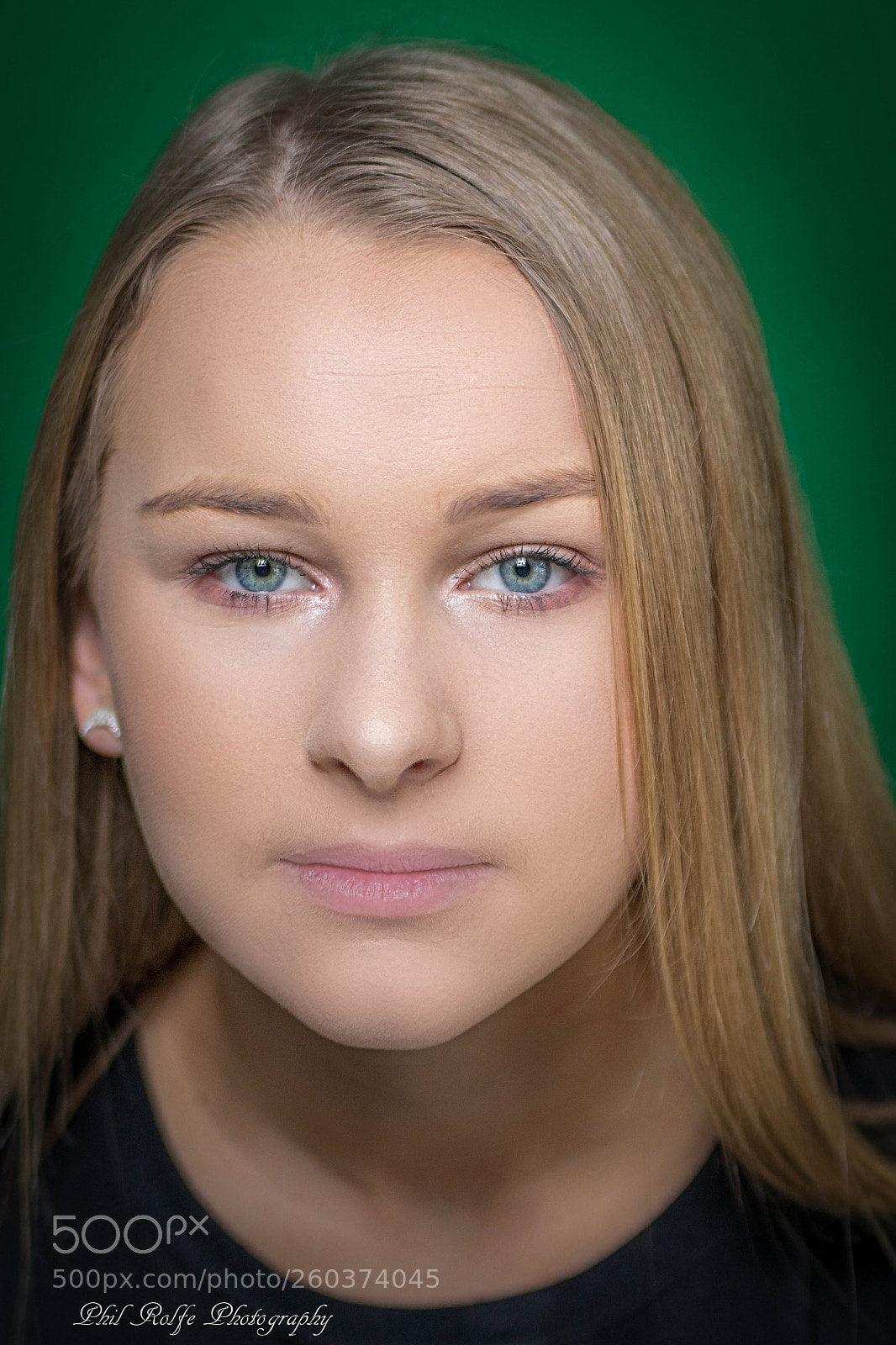 Canon EOS 7D Mark II sample photo. Studio photography