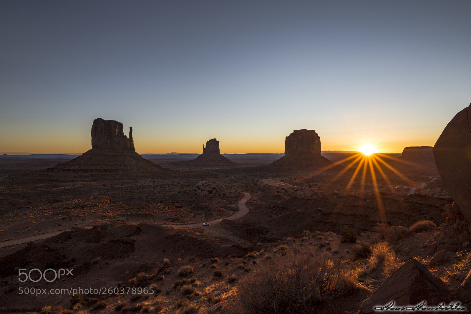 Canon EOS 6D sample photo. Monumental sunrise photography
