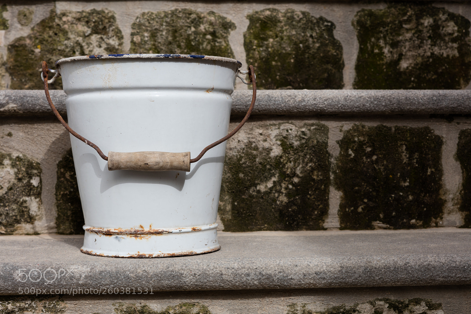 Canon EOS 5DS R sample photo. White bucket ibackground photography