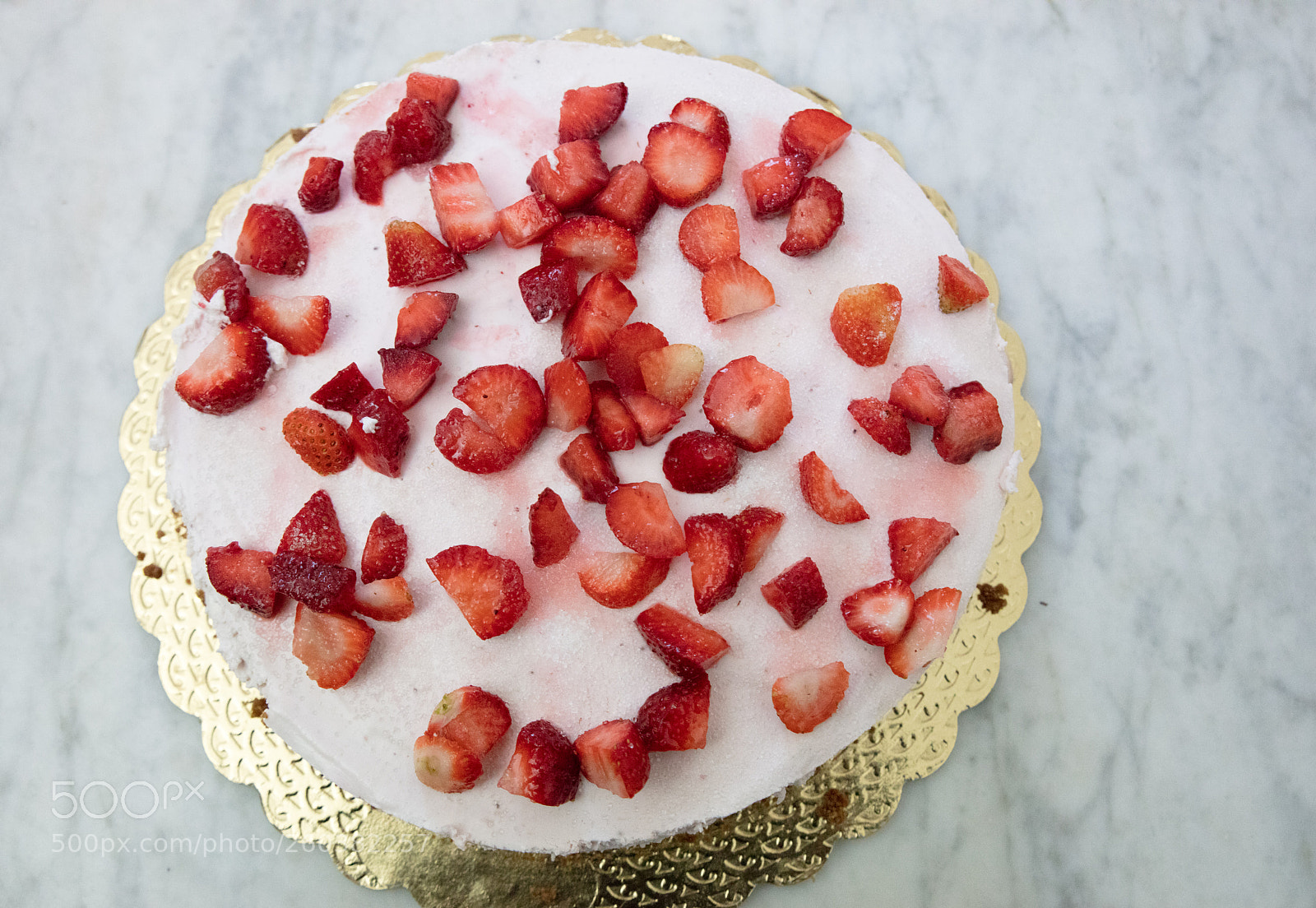 Canon EOS 5DS R sample photo. Strawberry cheesecake on marble photography
