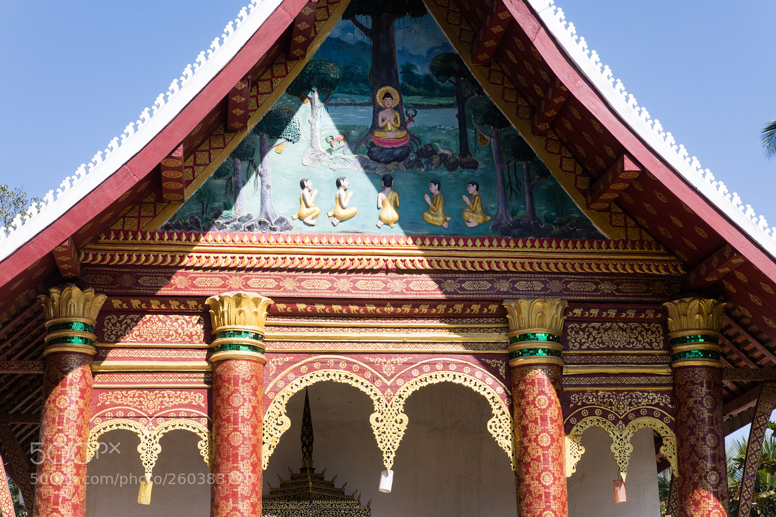 Canon EOS 5DS R sample photo. Laos, november 2016. buddhist temple photography