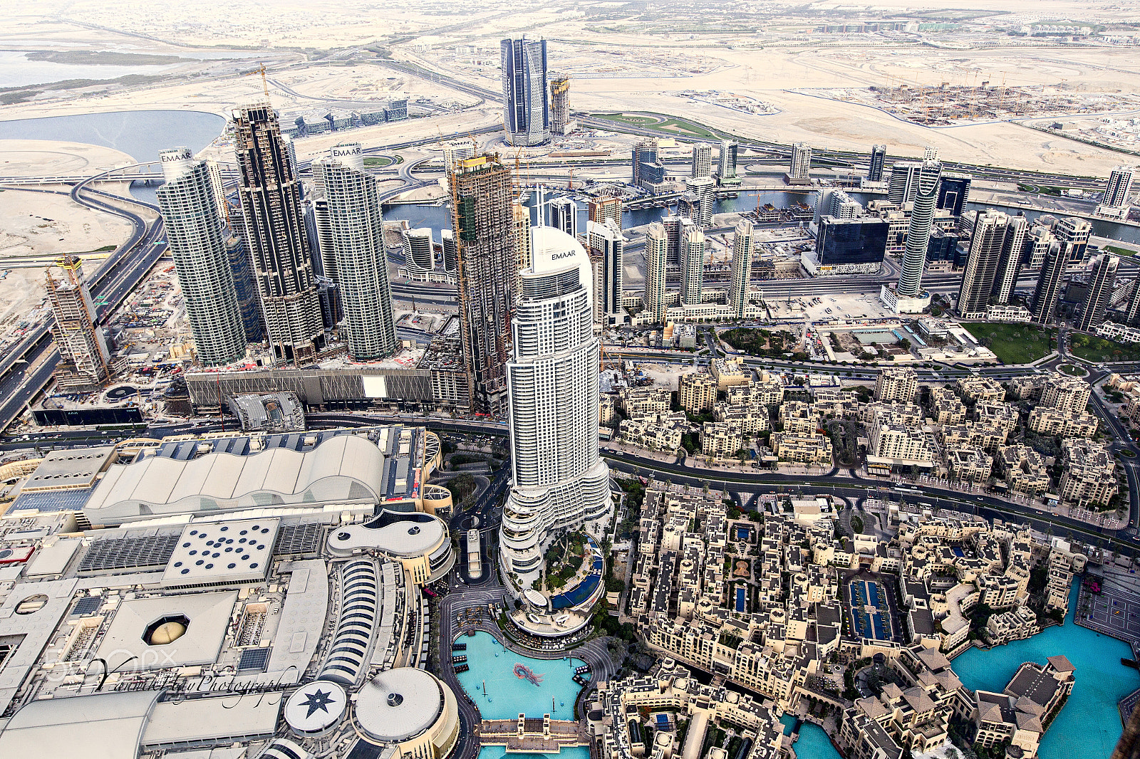 Canon EOS-1D Mark IV sample photo. Dubai view from the 125th floor, burj khalifa - du photography
