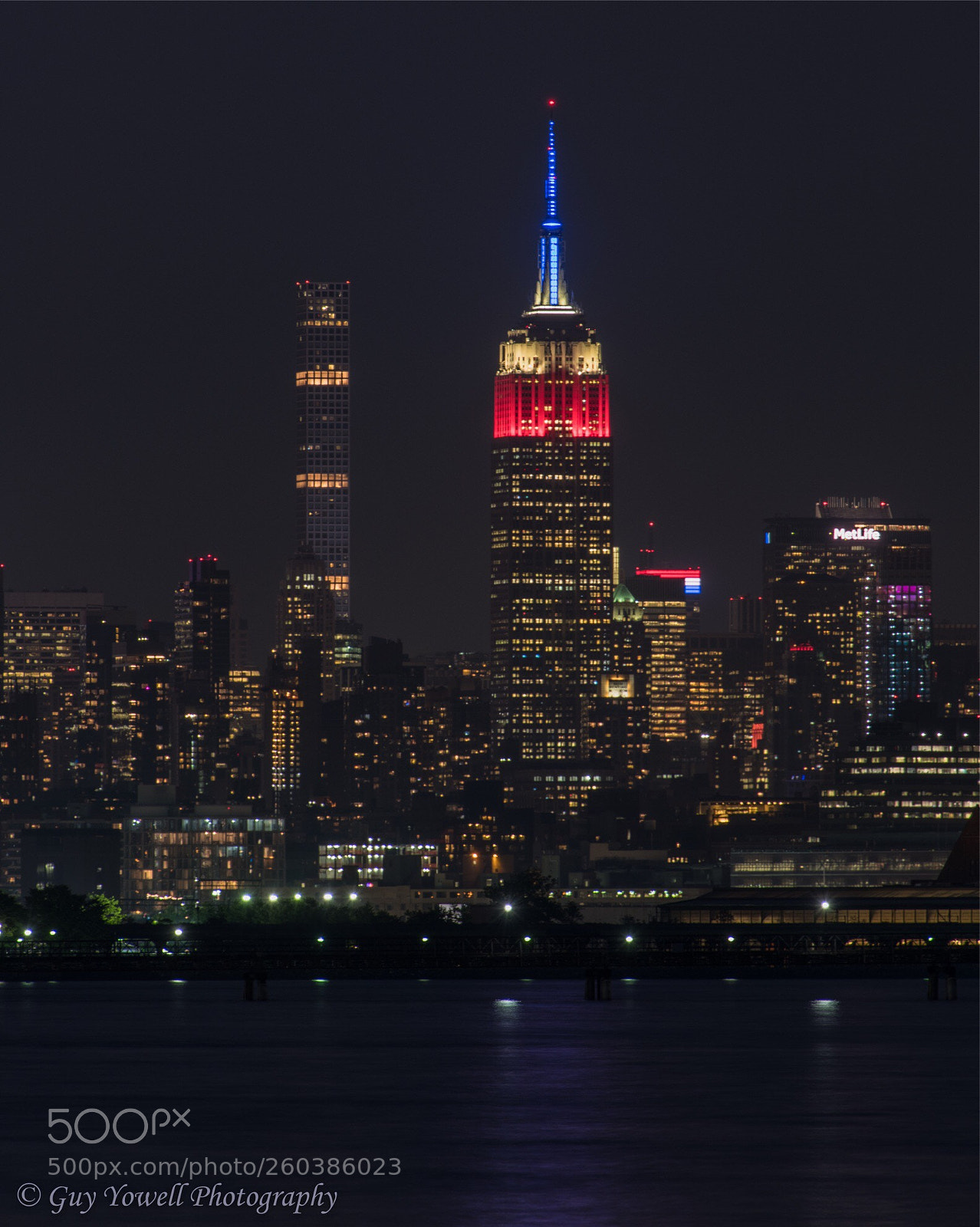 Nikon D850 sample photo. Empire state building illuminated photography