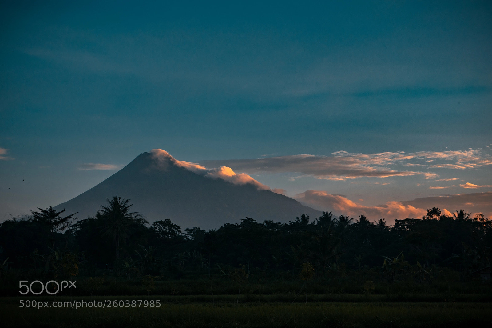 Nikon D5300 sample photo. The volcano photography
