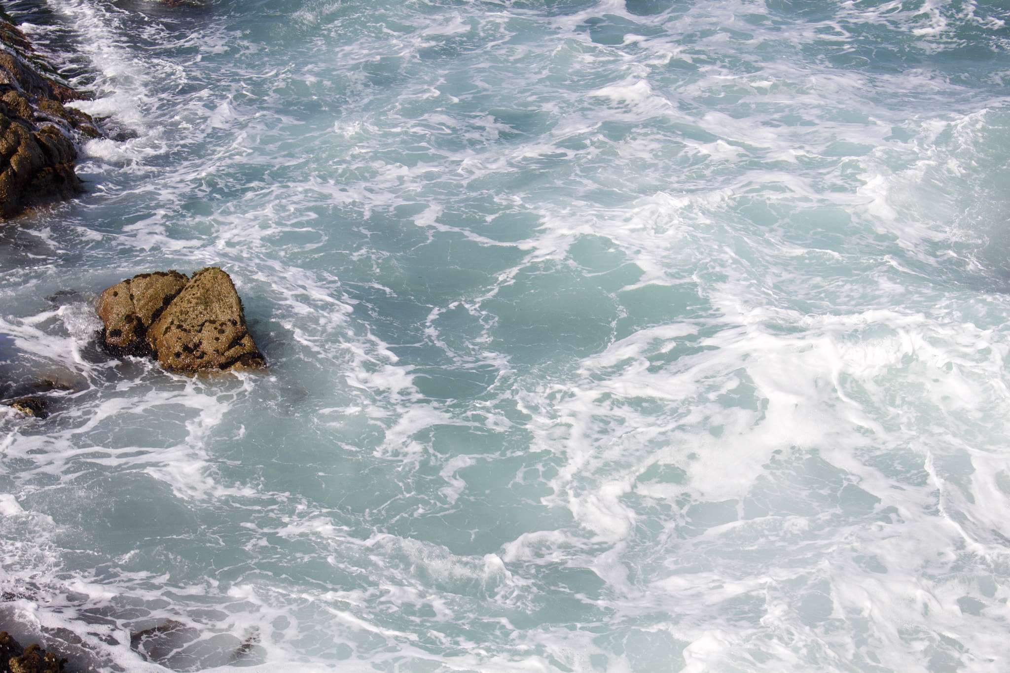 Canon EOS 100D (EOS Rebel SL1 / EOS Kiss X7) sample photo. Marble ocean photography