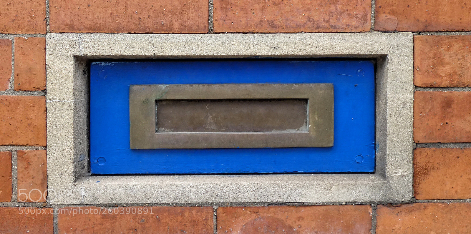 Panasonic Lumix DC-ZS70 (Lumix DC-TZ90) sample photo. Letter box photography