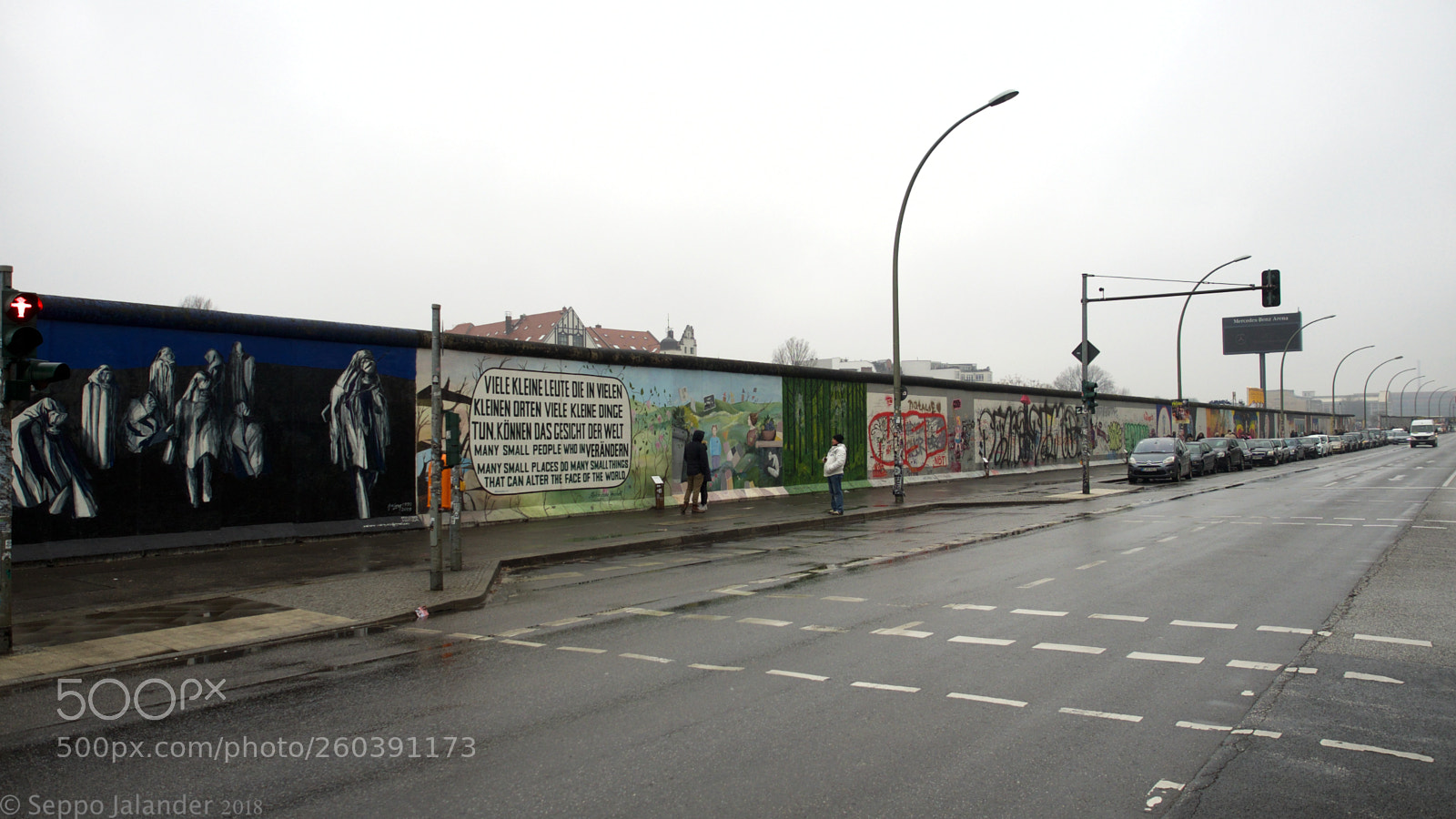 Olympus OM-D E-M5 II sample photo. The berlin wall photography