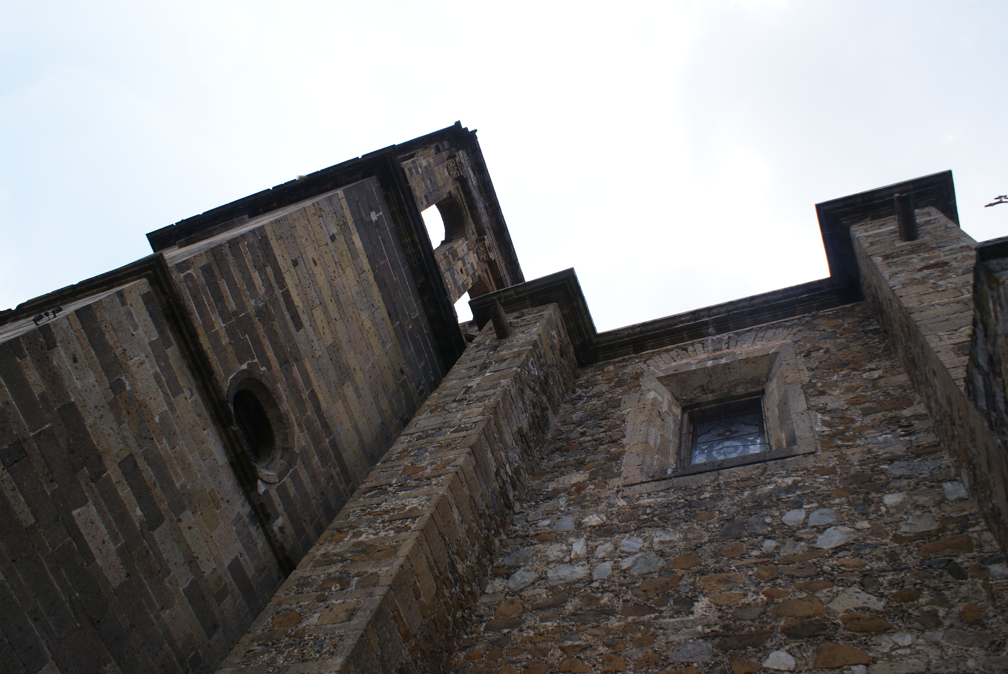 Sony DT 18-70mm F3.5-5.6 sample photo. Edificación photography