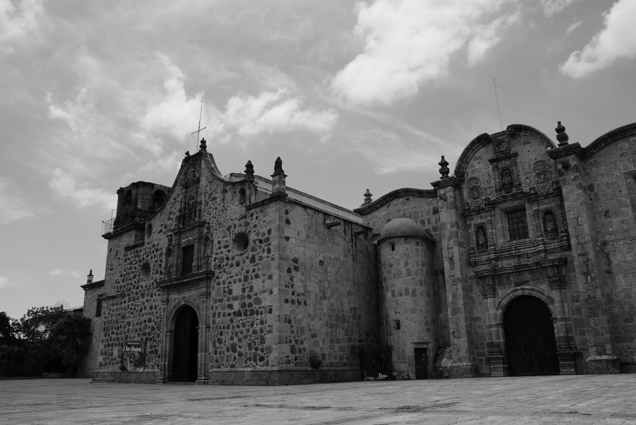 Sony DT 18-70mm F3.5-5.6 sample photo. Templo photography