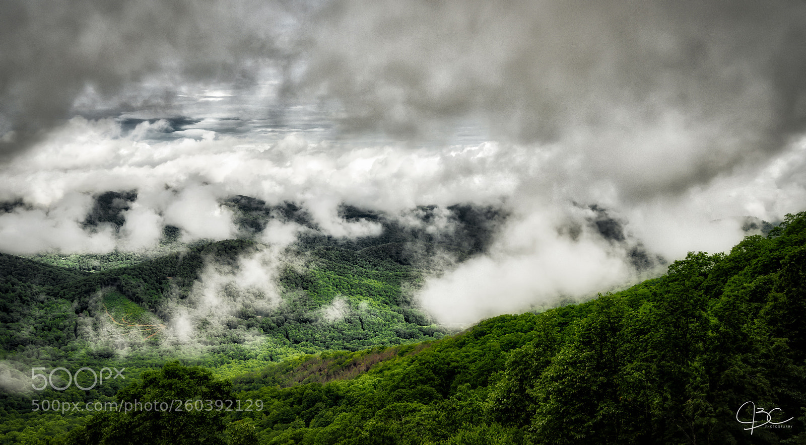 Sony a7R II sample photo. Brp valley clouds photography