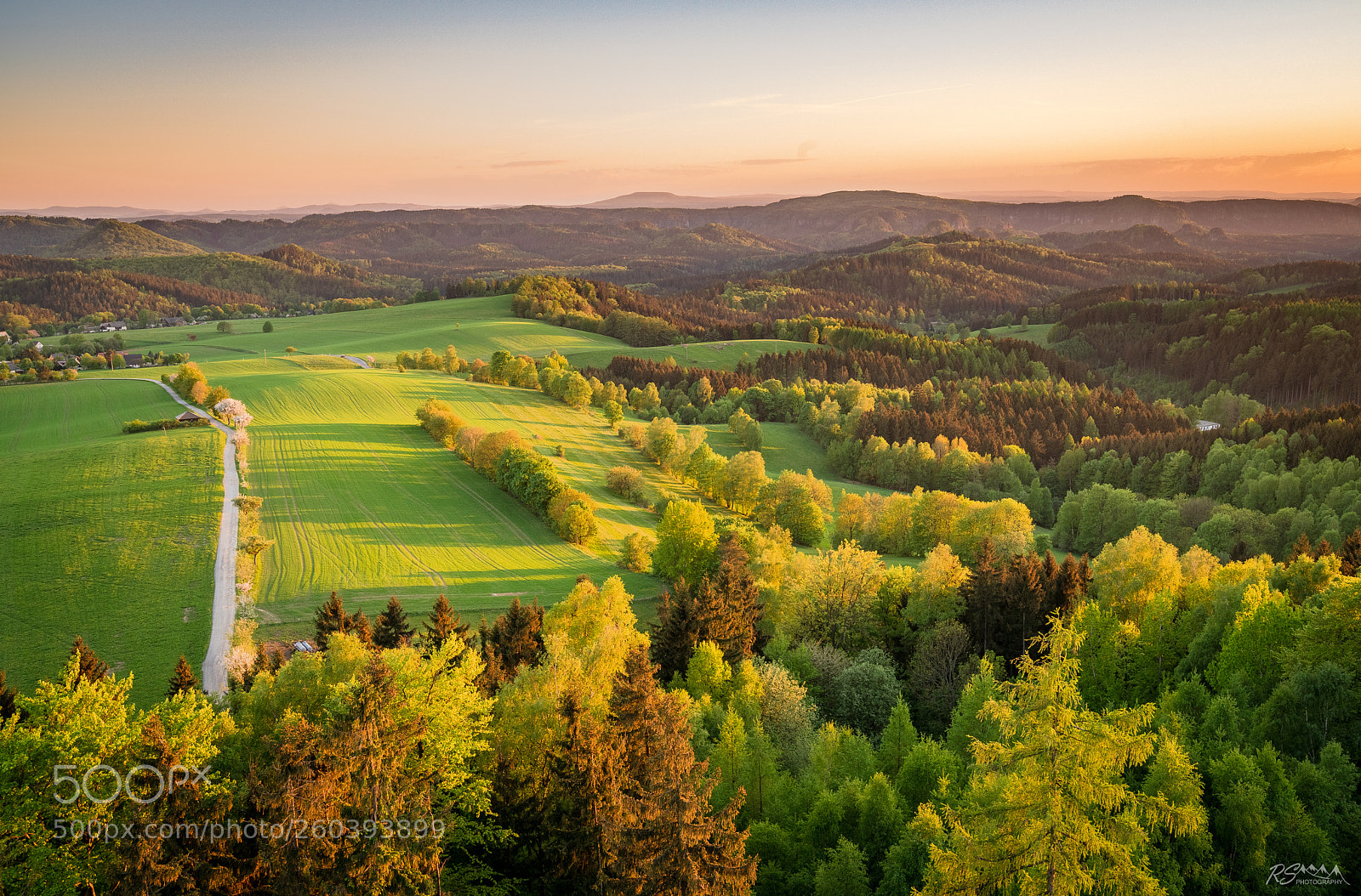 Sony a7R II sample photo. Weifberg-tower photography