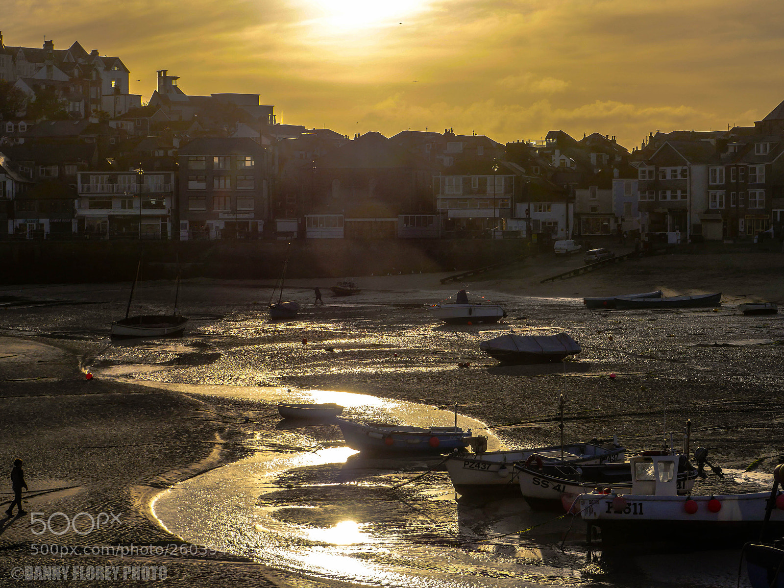 Panasonic Lumix DMC-GX8 sample photo. St ives harbour photography