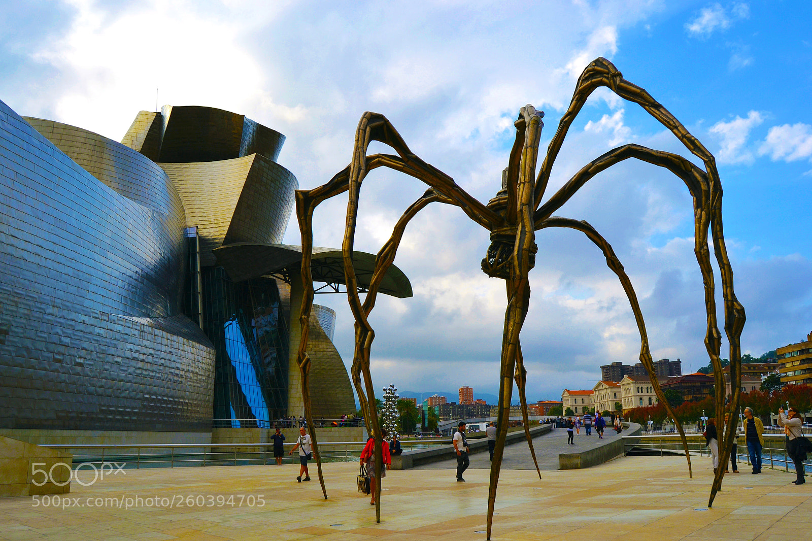 Nikon D3100 sample photo. Mam maman louise bourgeois.guggenheim photography