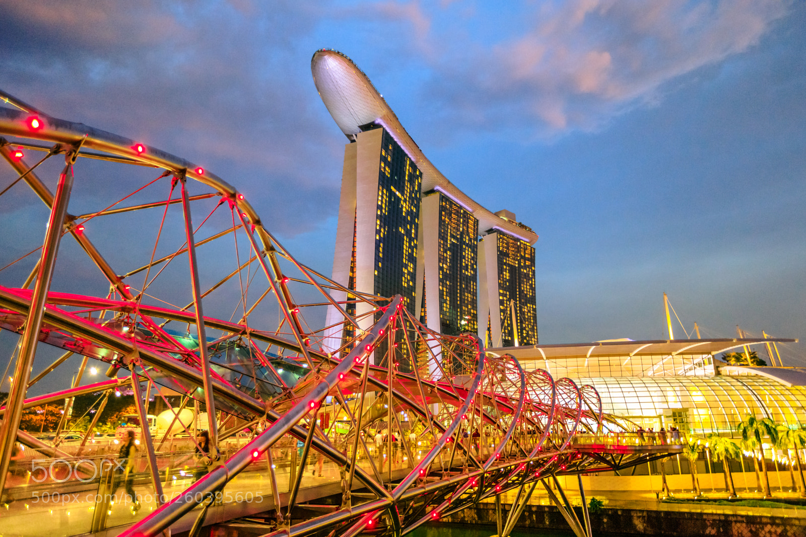 Canon EOS 5D Mark IV sample photo. Singapore city architecture photography