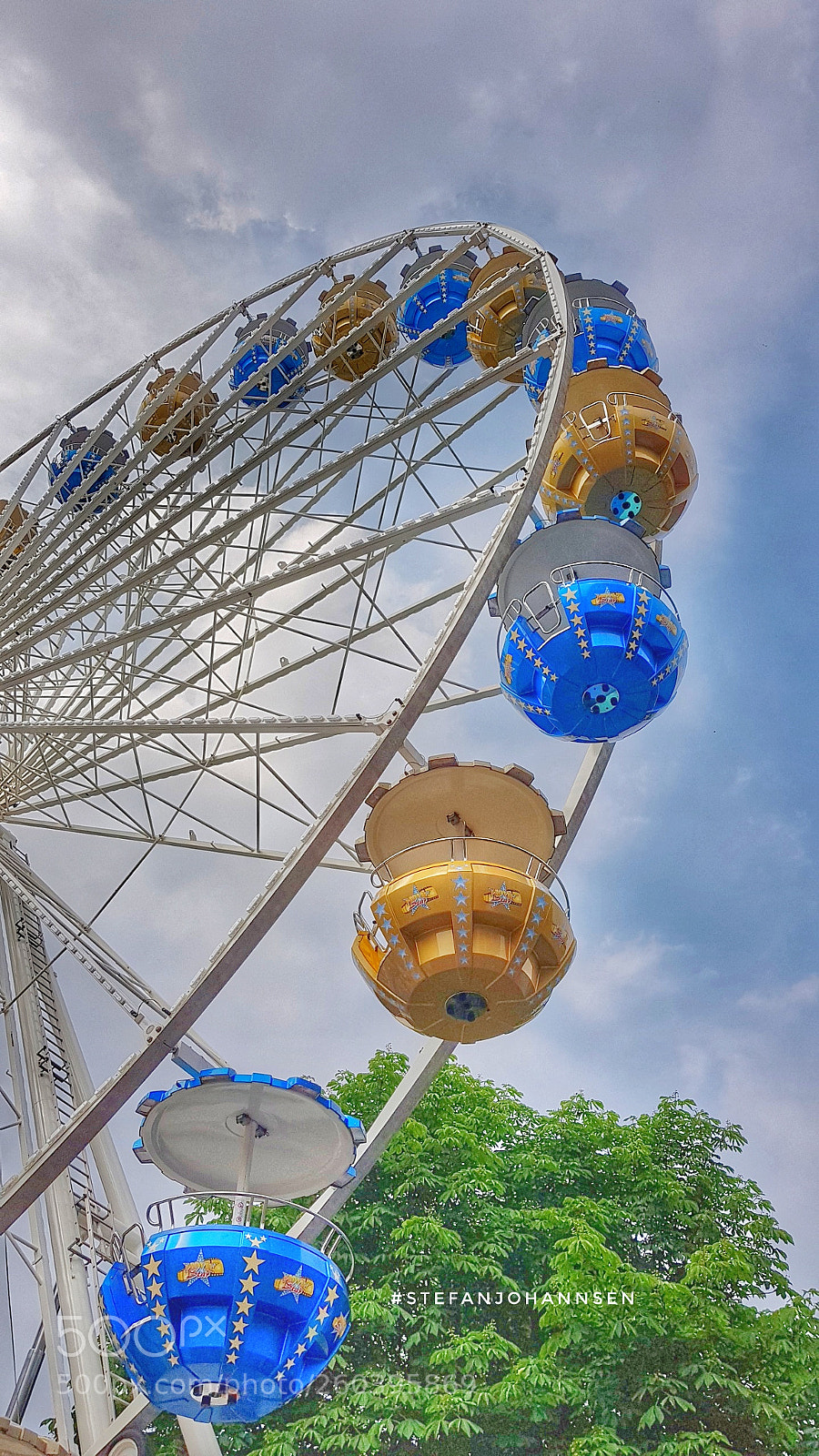 Samsung Galaxy S8 sample photo. Karussell in bielefeld photography