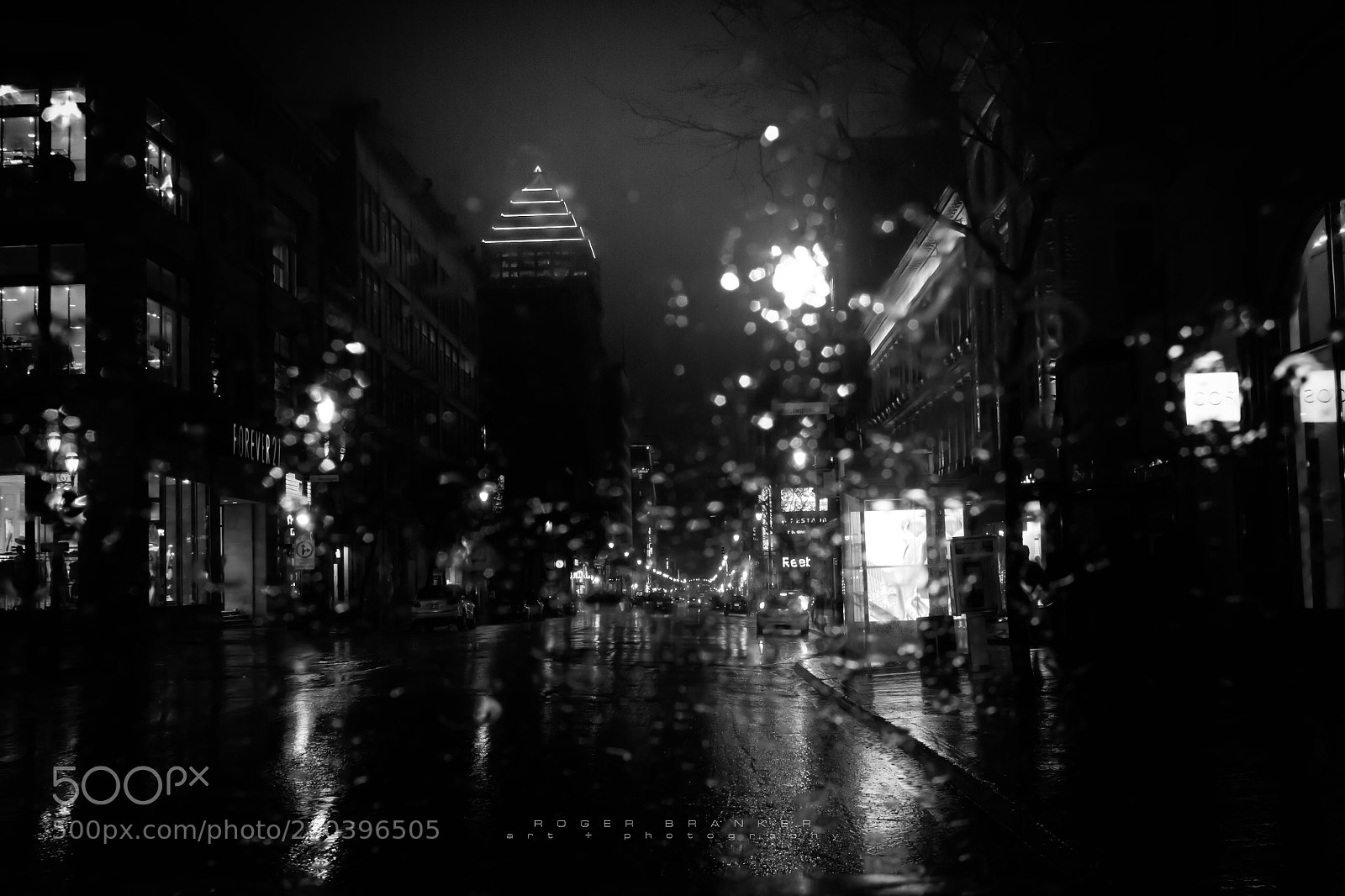 Canon EOS 7D sample photo. Wet streets of montreal photography