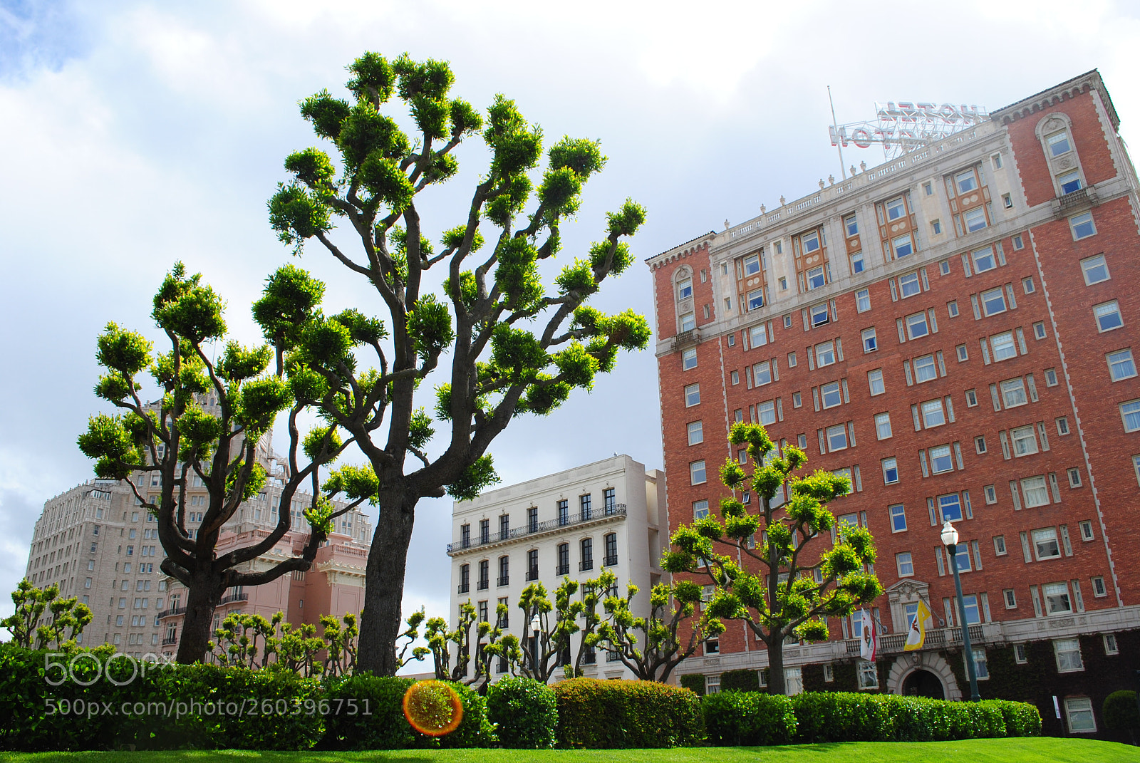 Nikon D3000 sample photo. San francisco square photography