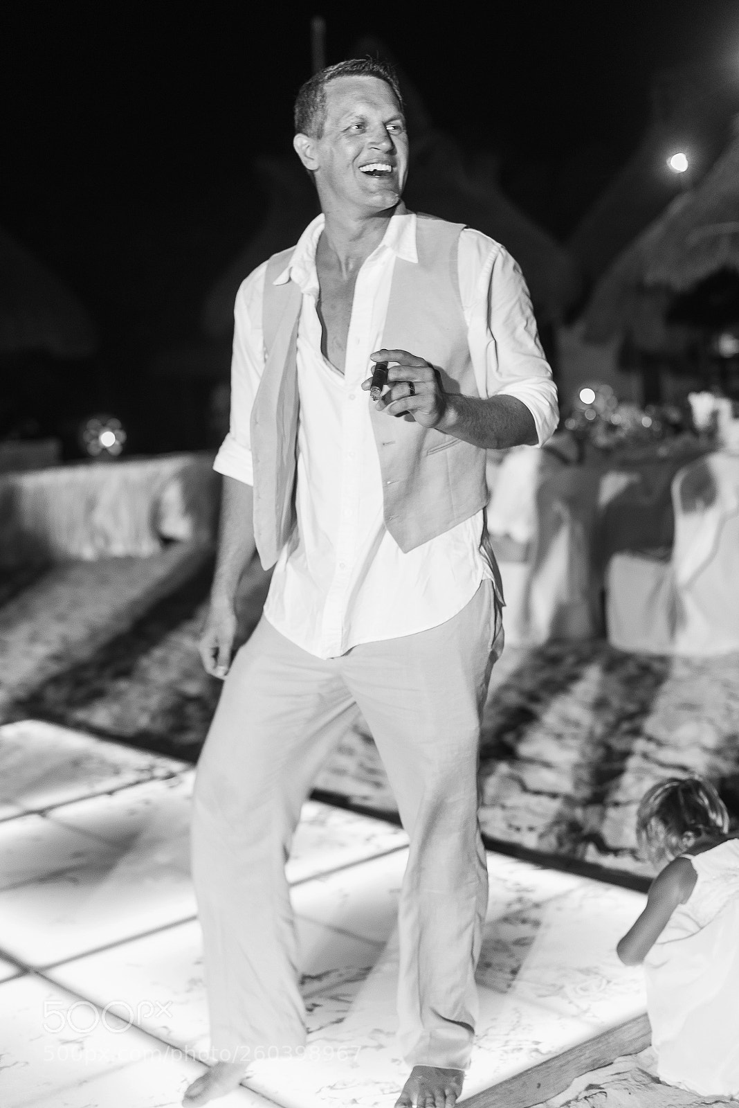 Nikon D600 sample photo. Frank sinatra look-alike photography