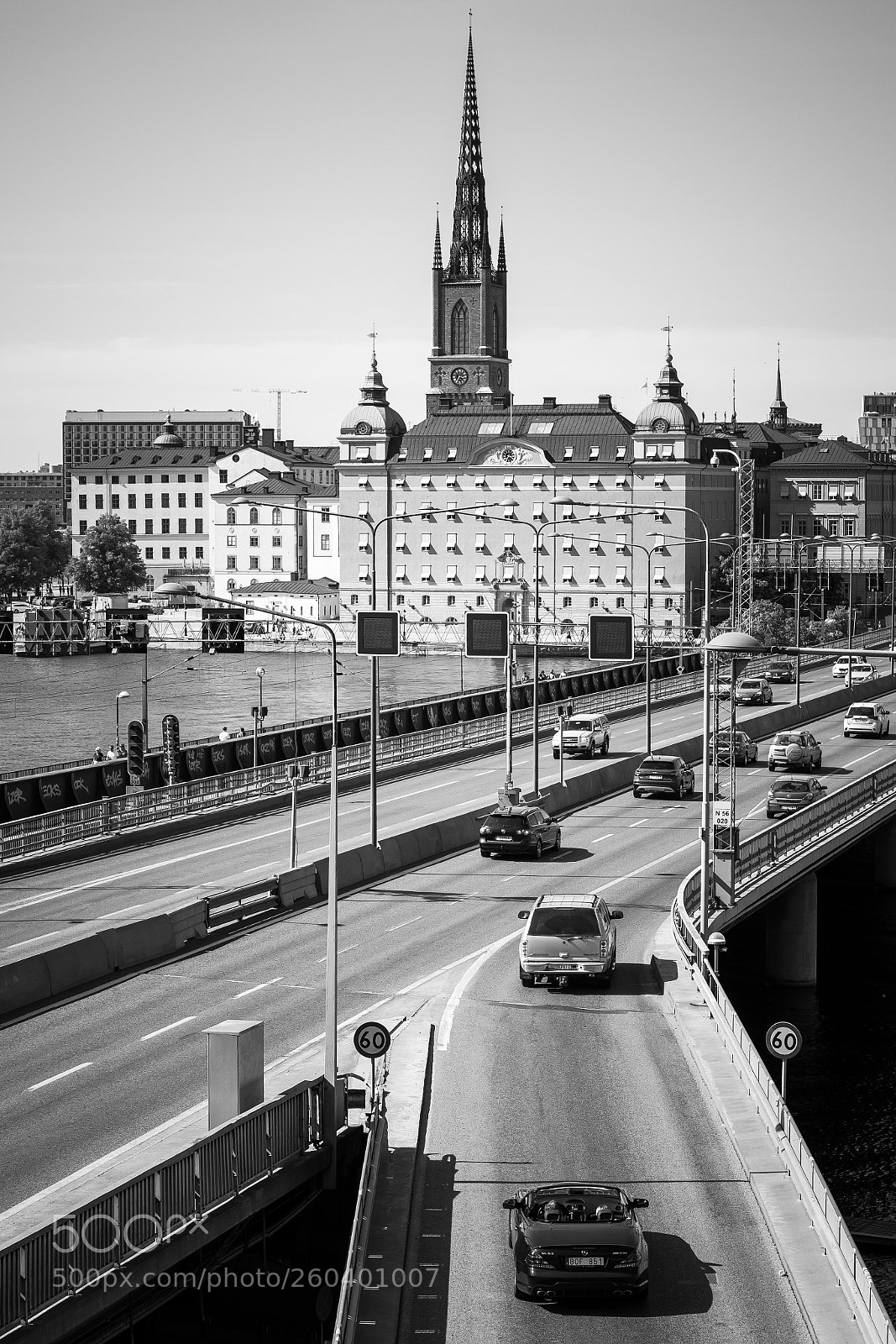 Canon EOS 5D Mark IV sample photo. Sthlm - traffic photography