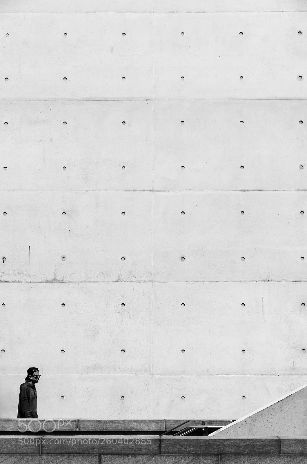 Nikon D7000 sample photo. The wall photography