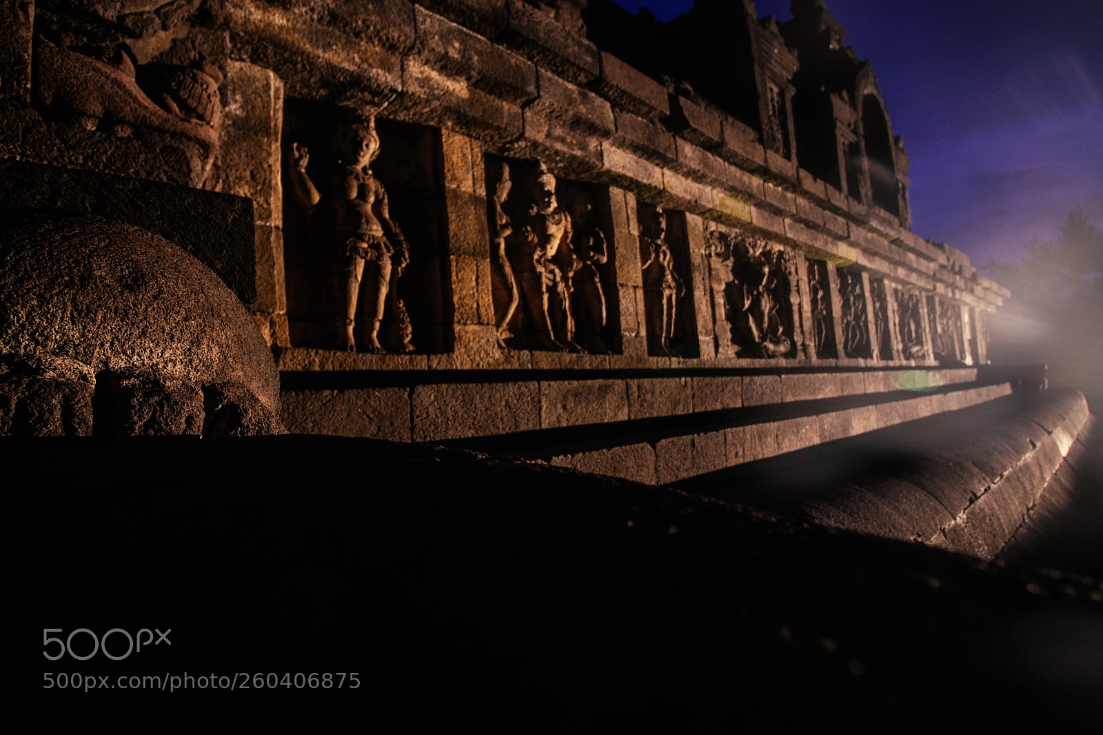 Canon EOS 1100D (EOS Rebel T3 / EOS Kiss X50) sample photo. Walls of borobudur photography
