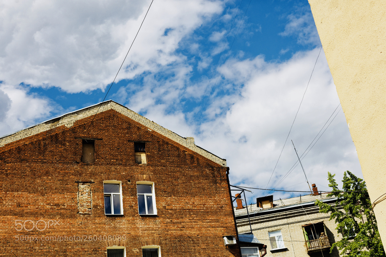 Canon EOS 5DS sample photo. Buildings and the sky photography