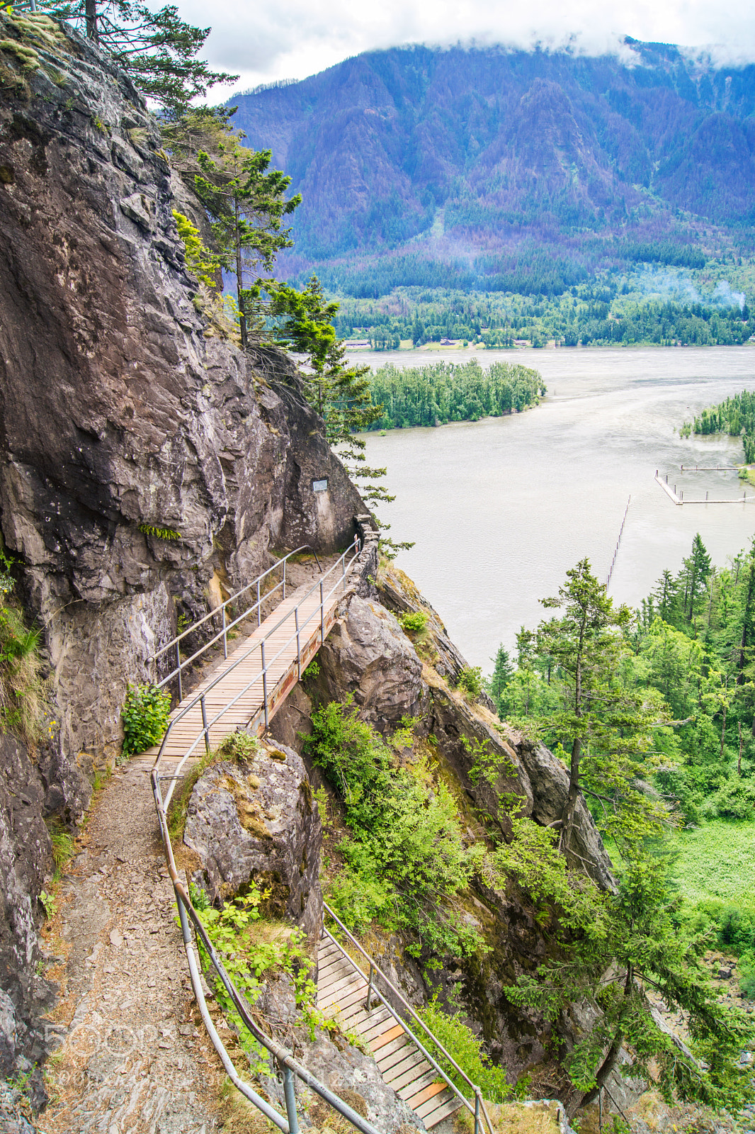 Sony SLT-A77 sample photo. Beacon rock photography