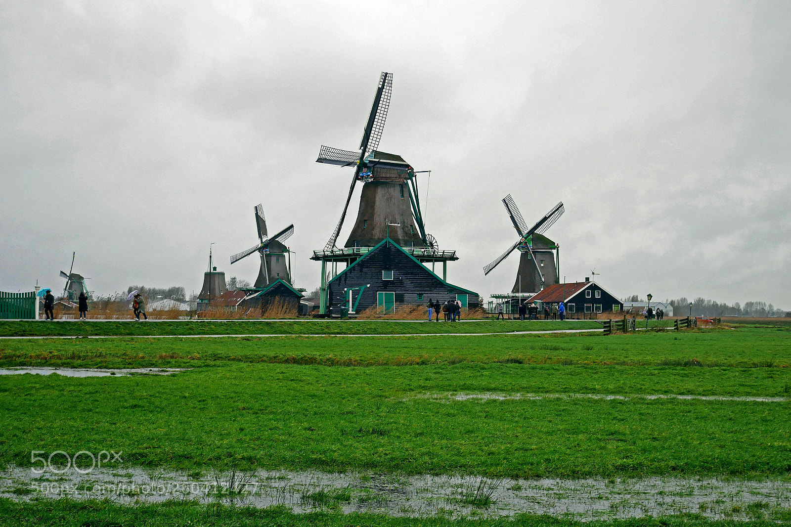 Panasonic Lumix DMC-GX85 (Lumix DMC-GX80 / Lumix DMC-GX7 Mark II) sample photo. Wooden windmills in zaanse photography