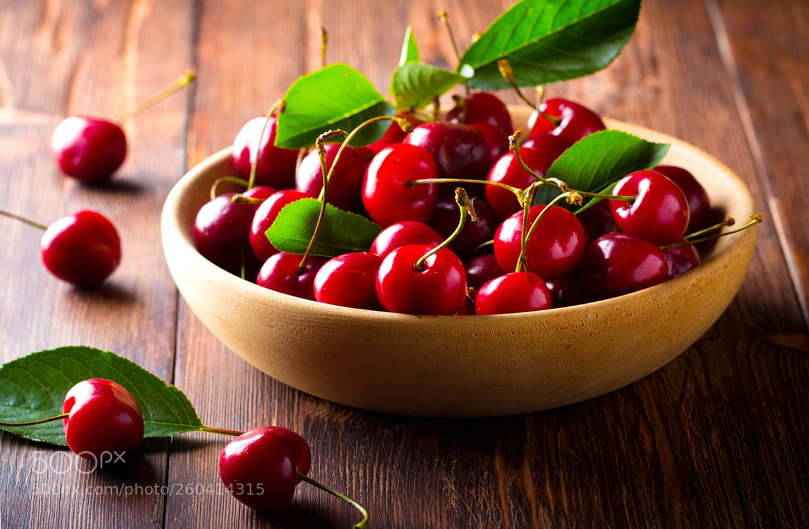 Canon EOS 60D sample photo. Cherry harvest wooden plate photography