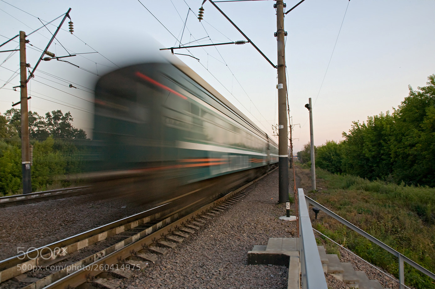 Canon EOS 5D sample photo. Runaway train photography