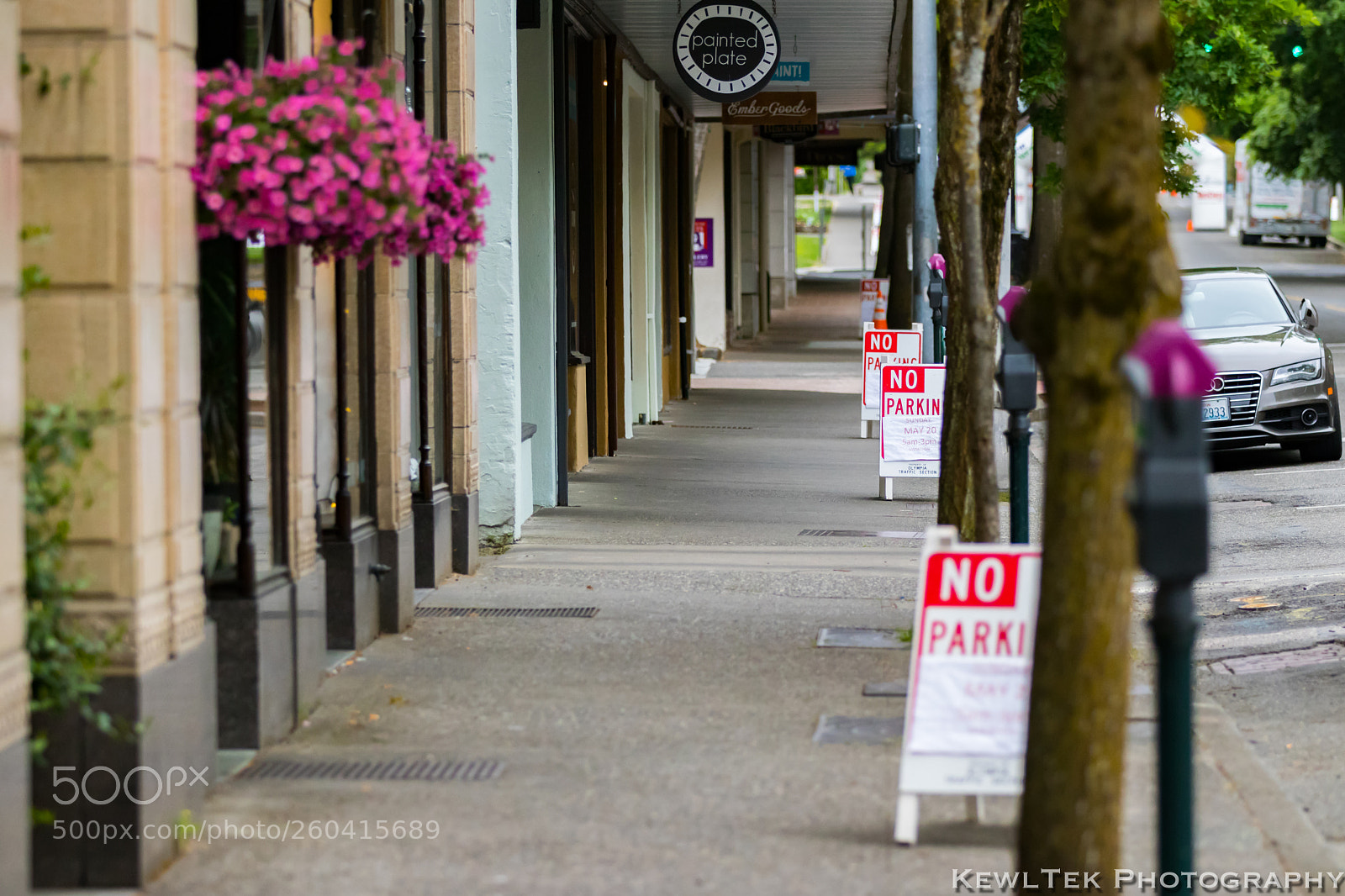 Canon EOS 80D sample photo. Shopping district photography