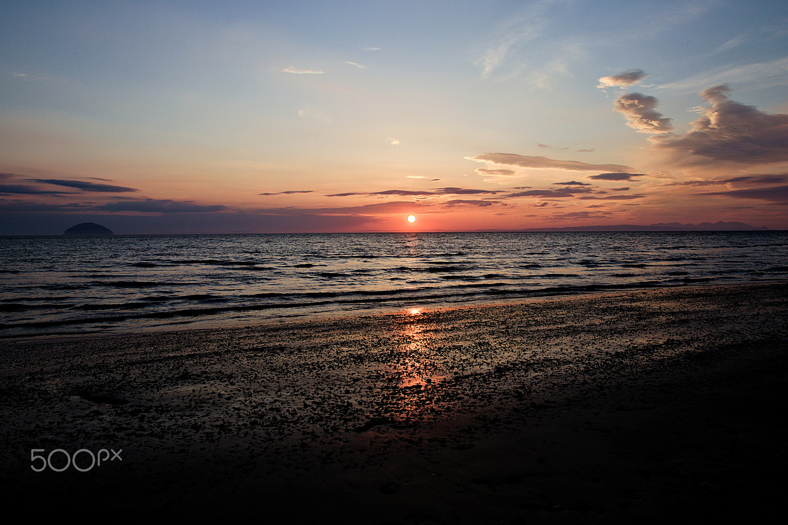 Canon EF-S 17-55mm F2.8 IS USM sample photo. Looking out from girvan photography