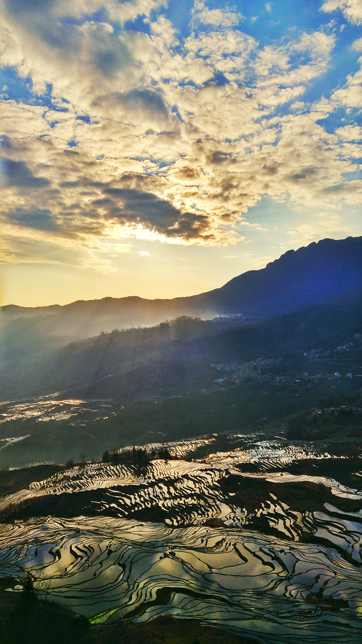 LG H818P sample photo. Yuanyang rice terraces photography