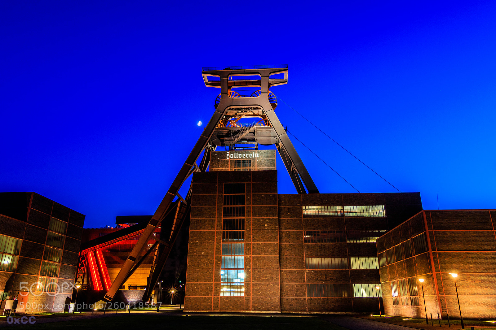 Canon EOS 7D Mark II sample photo. Past industry - blue photography