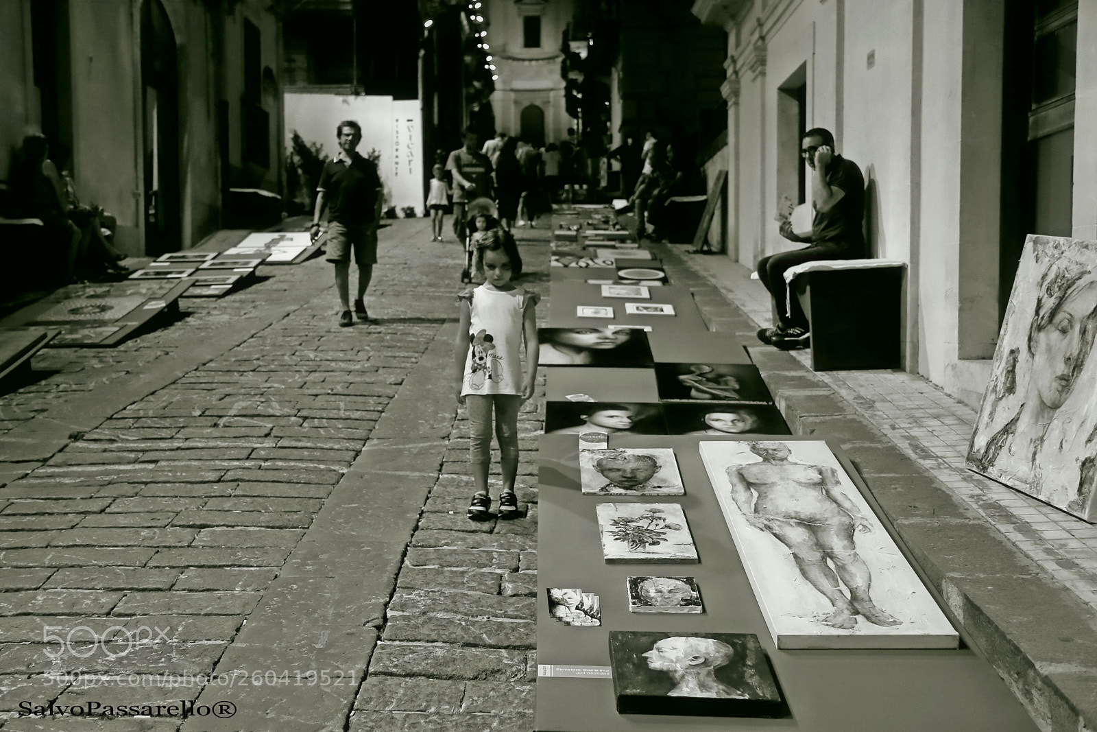 Canon EOS 100D (EOS Rebel SL1 / EOS Kiss X7) sample photo. Art on the road photography