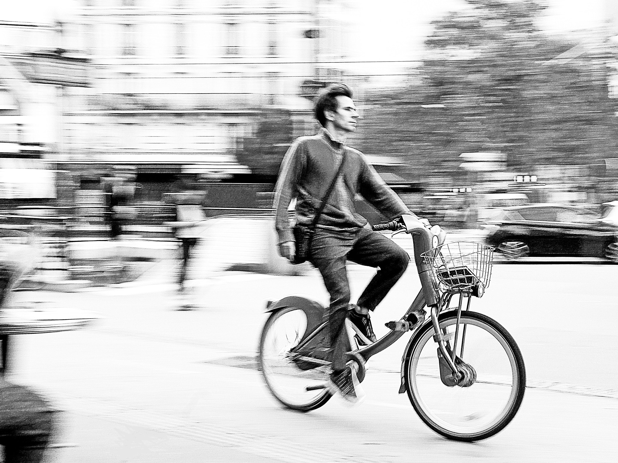 Leica D-Lux (Typ 109) sample photo. Good vibrations. photography