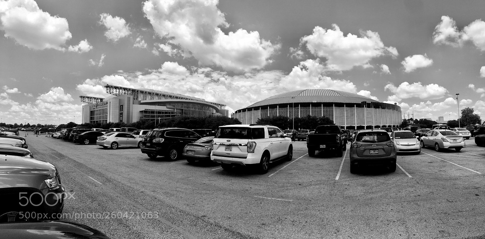 Apple iPhone 6s Plus sample photo. Old school (astrodome) photography