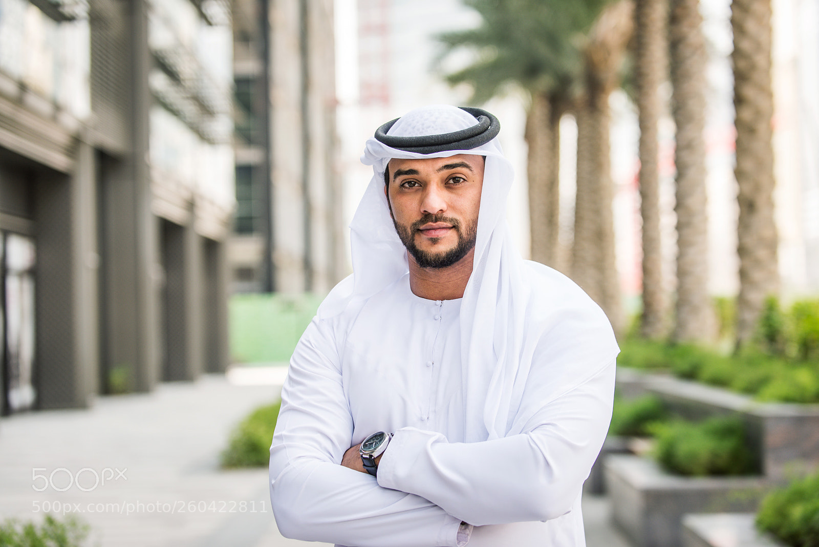 Nikon D610 sample photo. Arabic businessman with kandura photography