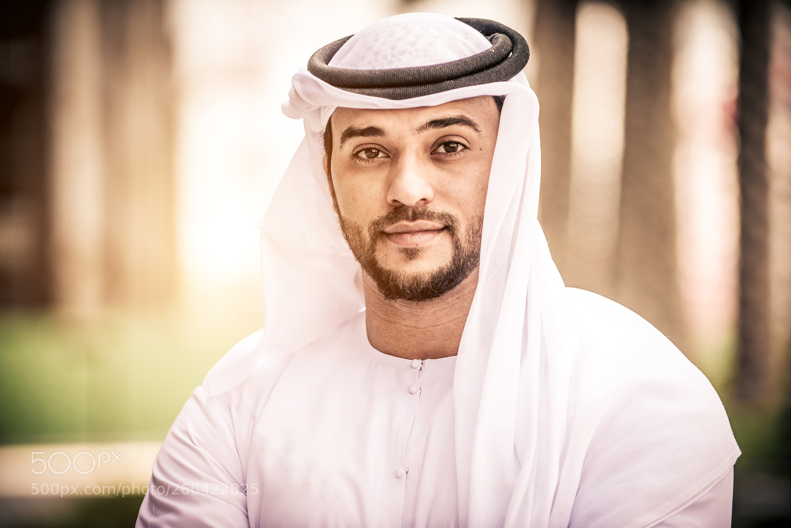 Nikon D610 sample photo. Arabic businessman with kandura photography