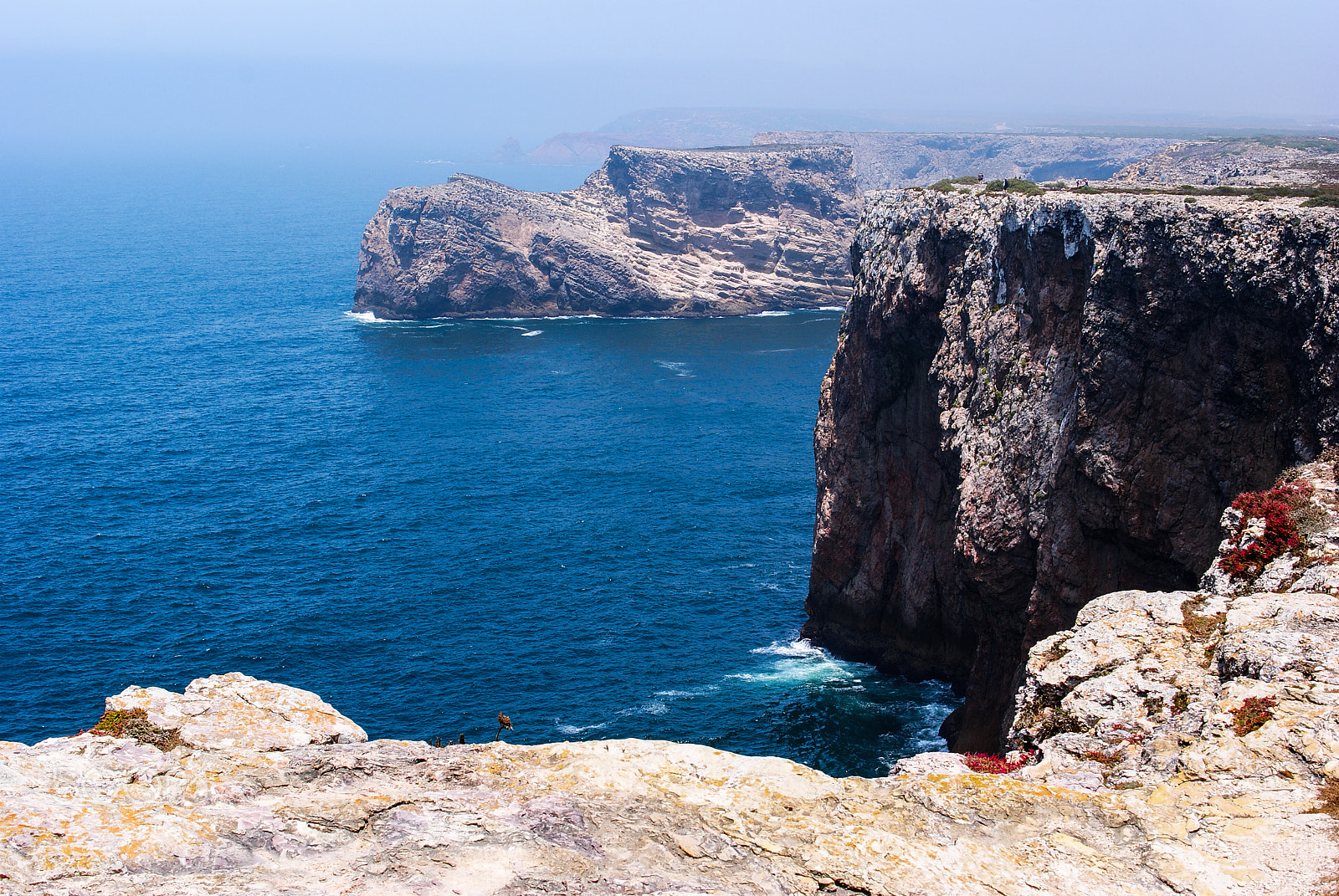 Sony Alpha DSLR-A330 sample photo. Foggy atlantic photography