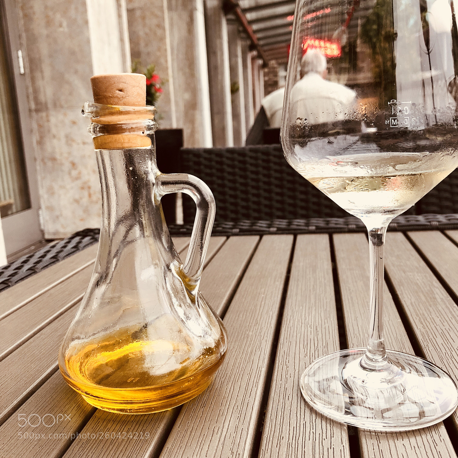 Apple iPhone 8 Plus sample photo. Wine & oil photography