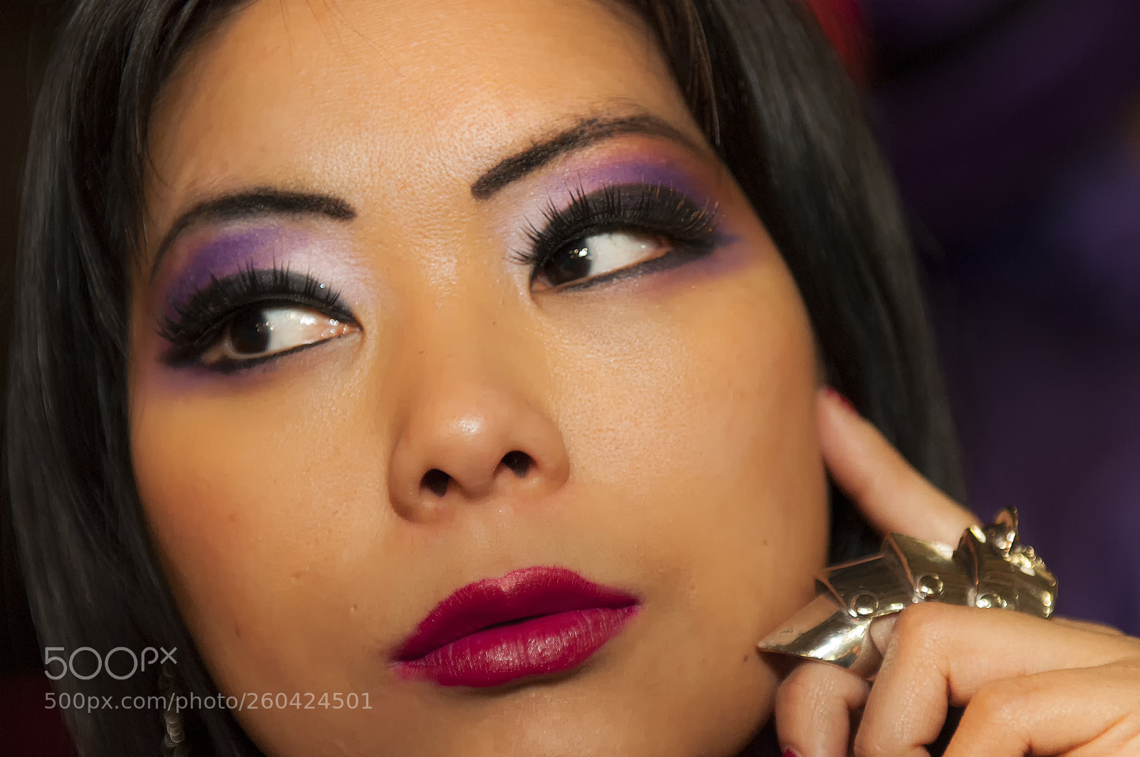 Nikon D90 sample photo. Lei combatte per sfuggire... photography