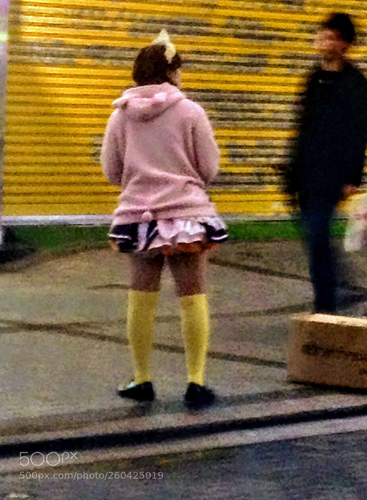 Apple iPhone 4S sample photo. Chuo dori street photography