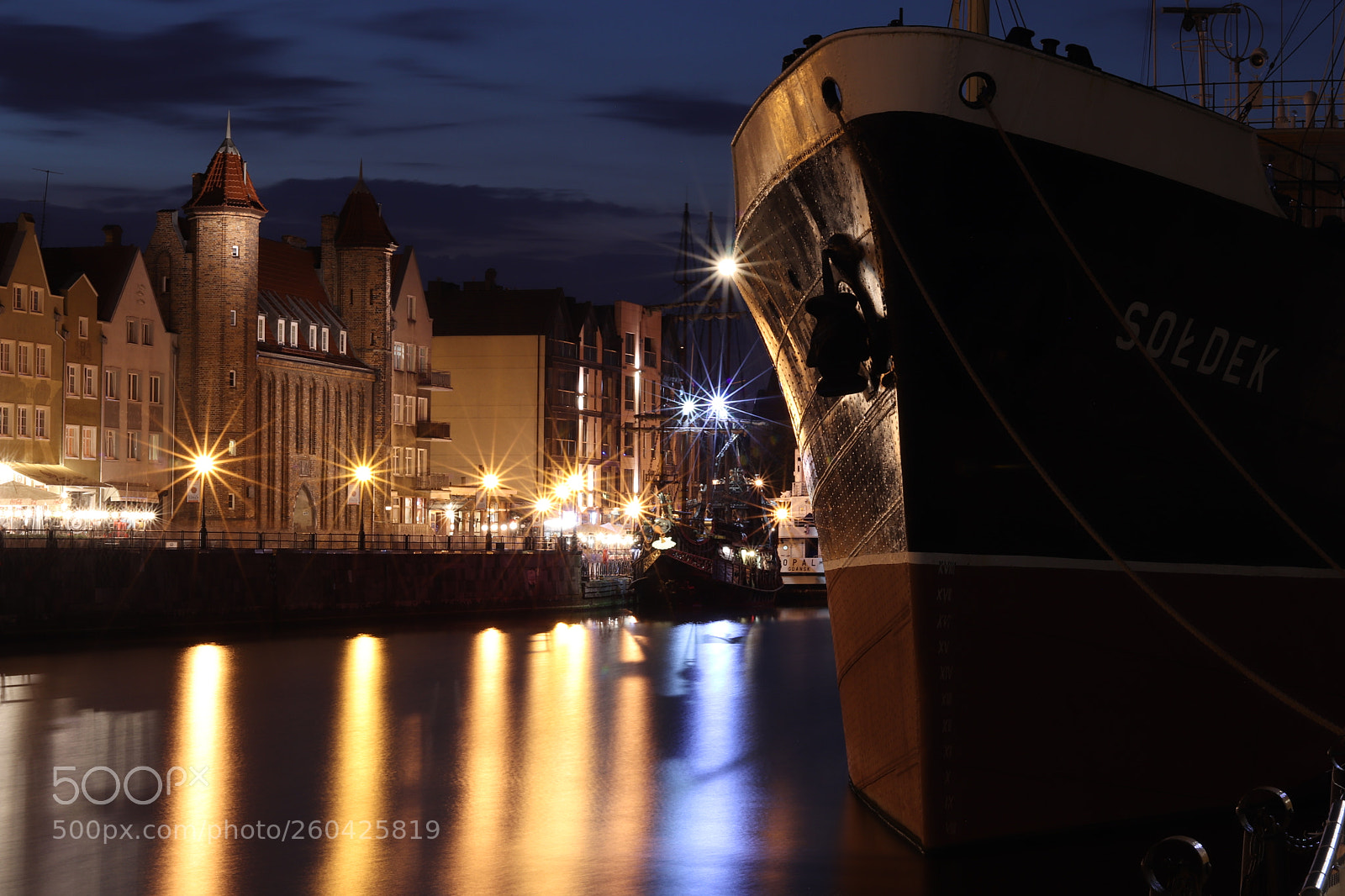 Canon EOS 77D (EOS 9000D / EOS 770D) sample photo. Sołdek at night photography